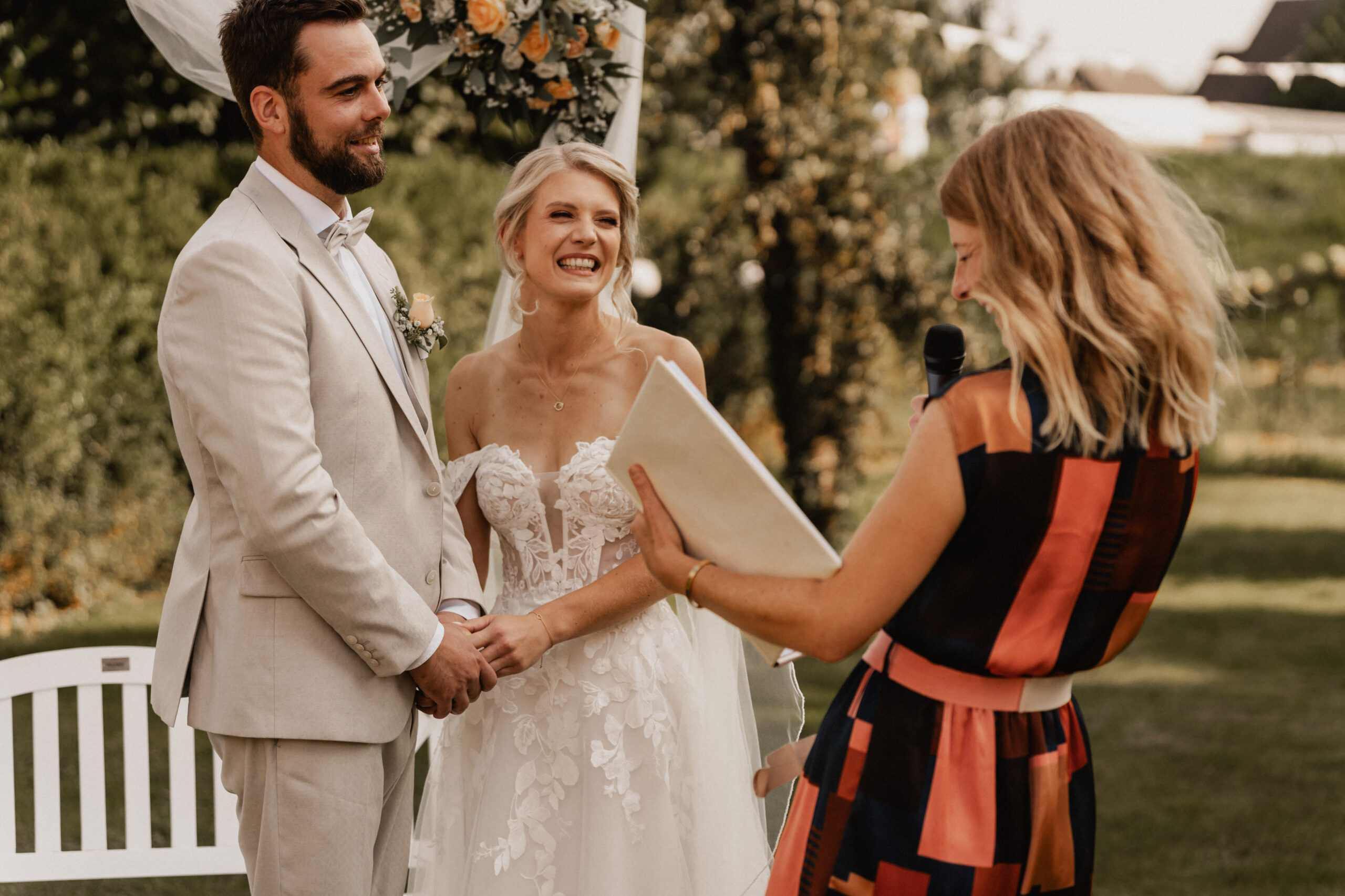 42_Freie_Trauung_Gartenhochzeit_Hamburg_Copyright_Sabrina_Biadacz