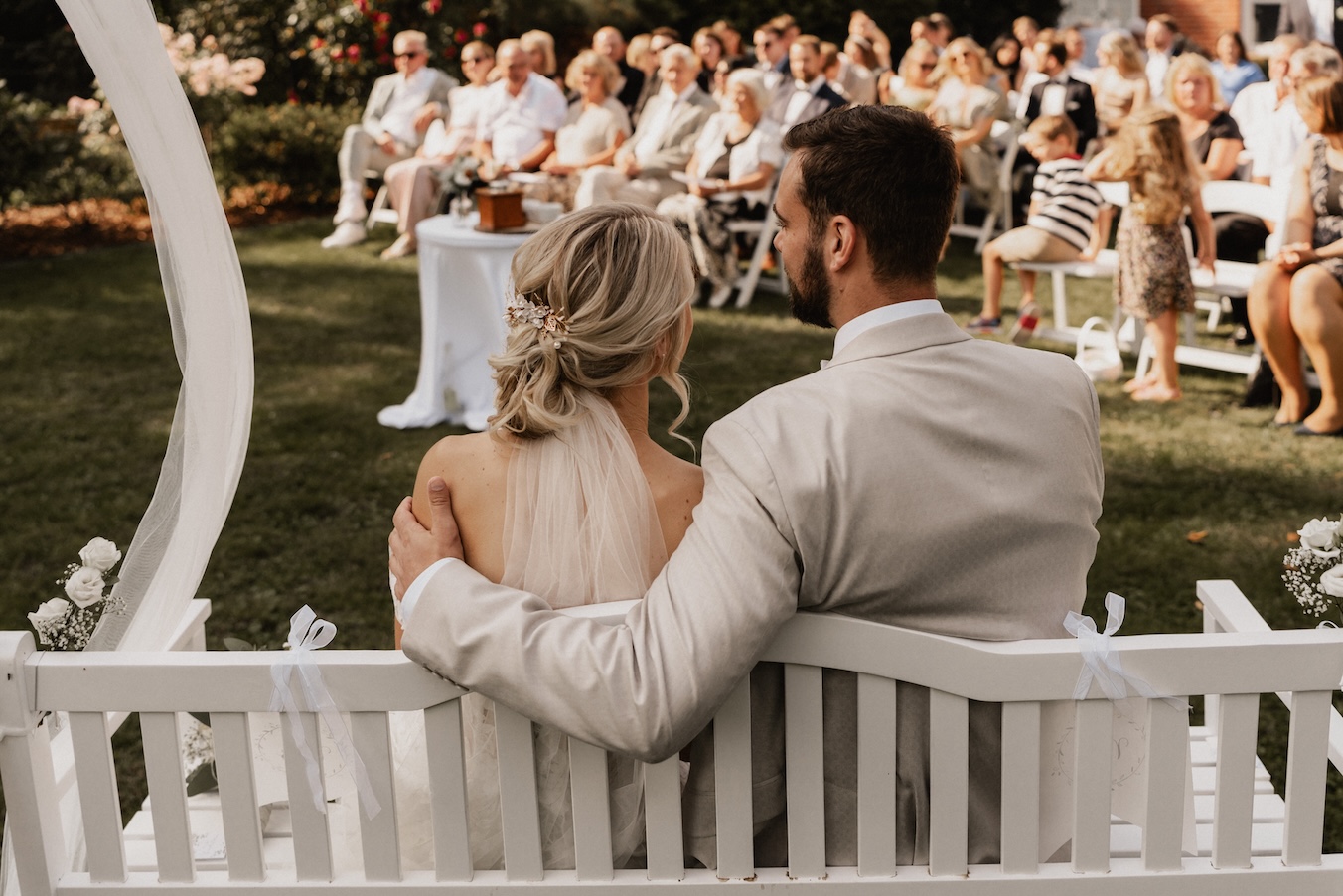 36_Freie_Trauung_Gartenhochzeit_Hamburg_Copyright_Sabrina_Biadacz